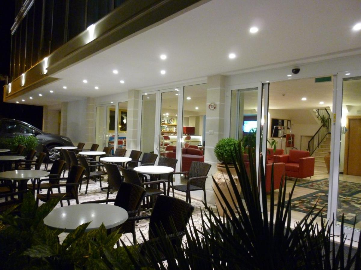Hotel Atlas Cattolica Esterno foto