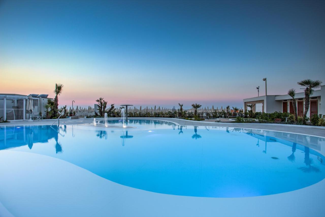 Hotel Atlas Cattolica Esterno foto