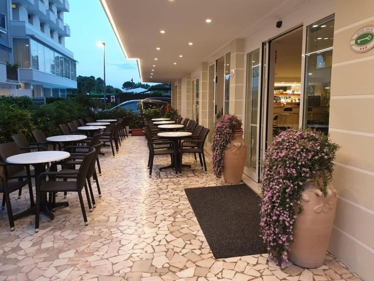 Hotel Atlas Cattolica Esterno foto