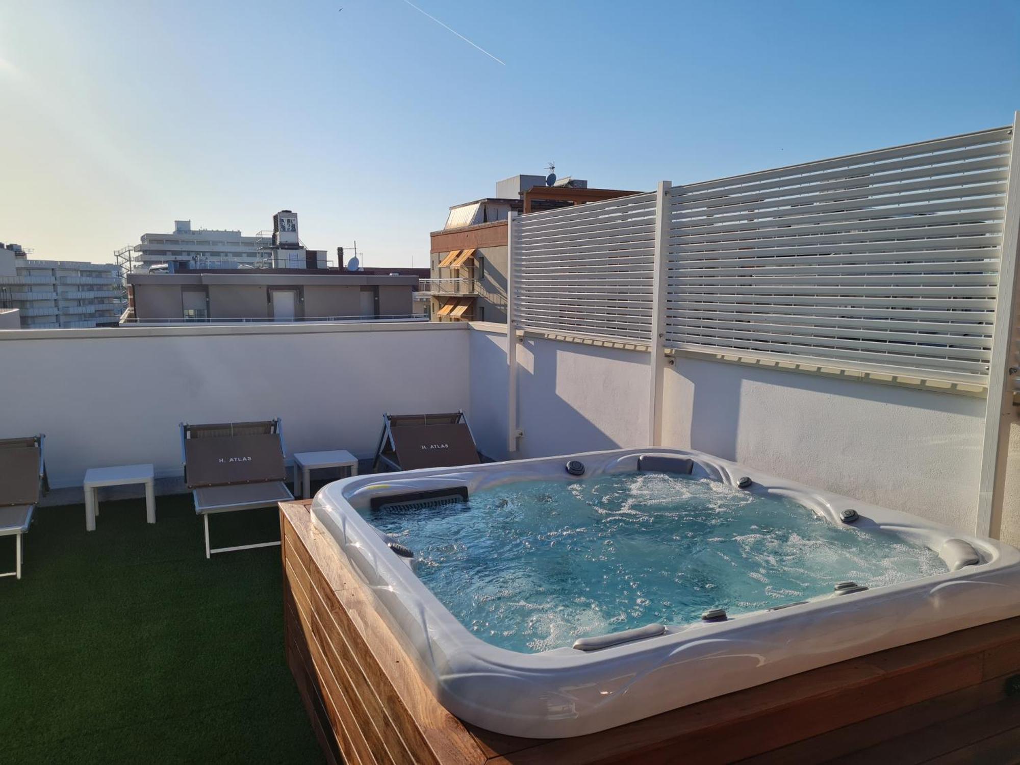 Hotel Atlas Cattolica Esterno foto